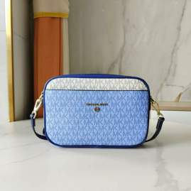 Picture of Michael Kors Wallets _SKUfw242017132fw